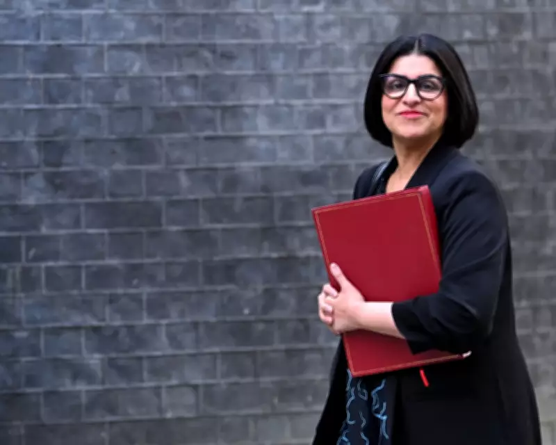 Home Secretary Mahmood Confronts Hecklers Over Immigration Policy Claims