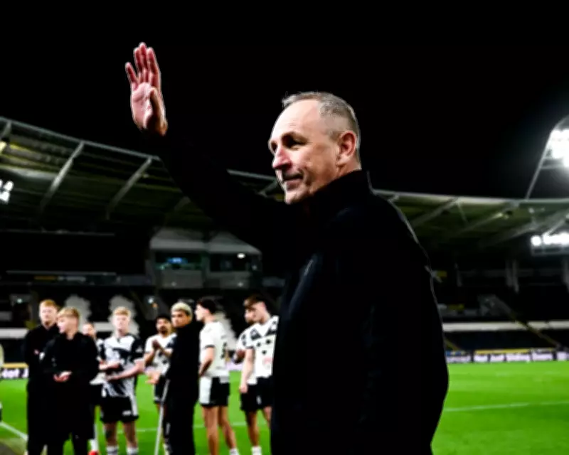 Hull FC Fans Rally Behind 'Betrayed' Coach Cartwright in Emotional Defeat