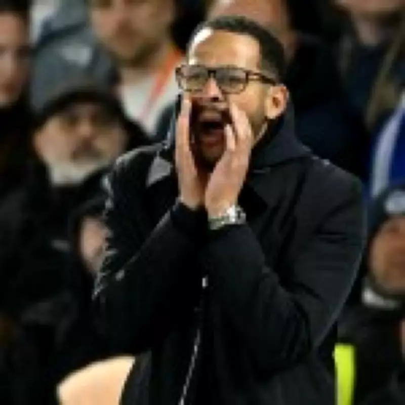 Liam Rosenior's Chelsea Future in Doubt as Players Report Confusion and Frustration