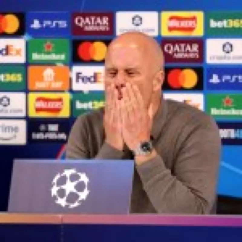 Liverpool Legend Hamann Slams Slot's 'Unprecedented' Isak Decision in PSG Defeat