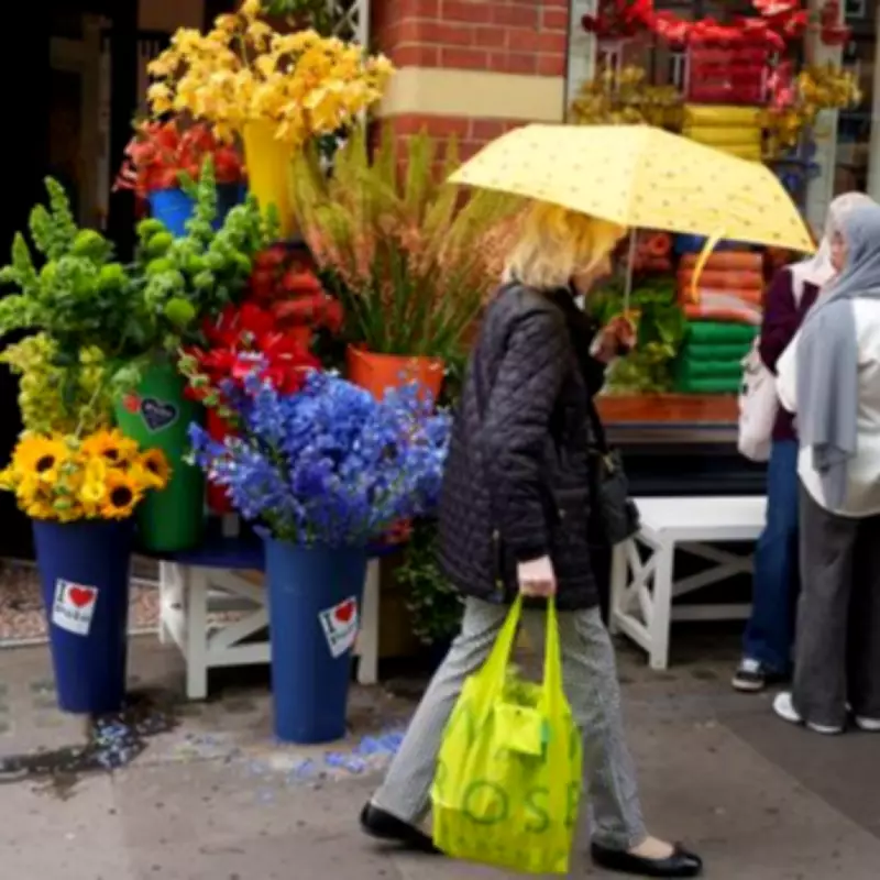London Braces for Over a Week of Continuous Rain Following Easter Weekend