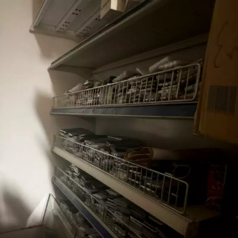 Met Police Seize Over 500 Stolen Phones in North London Store Raid