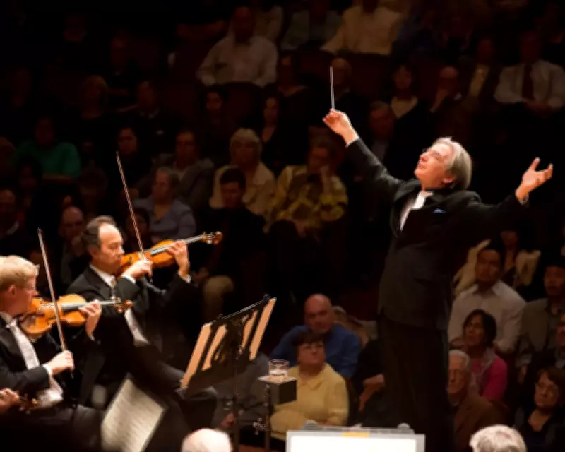 Michael Tilson Thomas, Dynamic American Conductor, Dies at 81