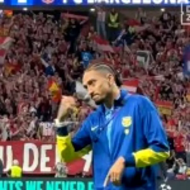 Raphinha's Bold Gesture to Atletico Fans After Barcelona's Champions League Exit