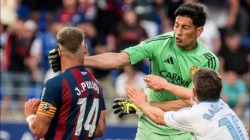 Real Zaragoza Goalkeeper Andrada Banned 13 Games for Punching Opponent