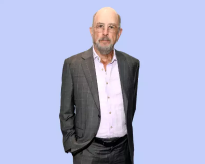 Richard Schiff on Life, Love, and an Awkward Amy Adams Moment