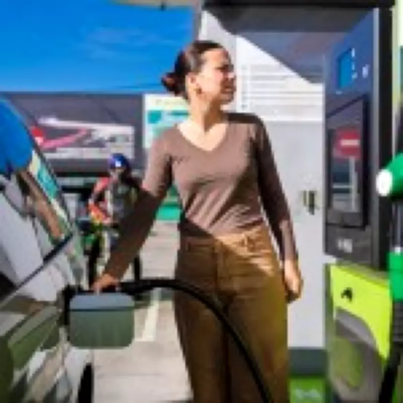 Rising Fuel Costs Force Parents to Consider Electric Vehicles for School Run