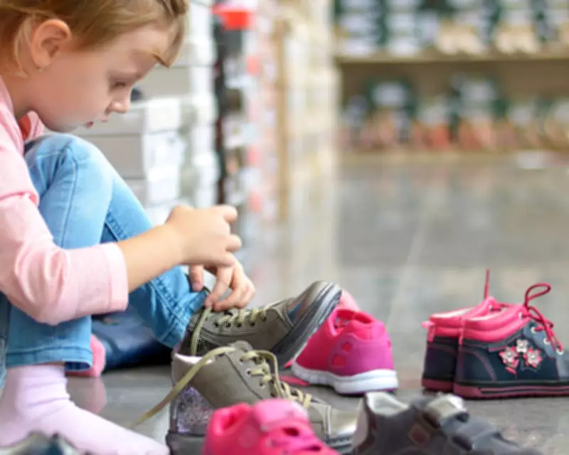 Shoe Shop Closures Blamed for Rise in Children's Foot Problems