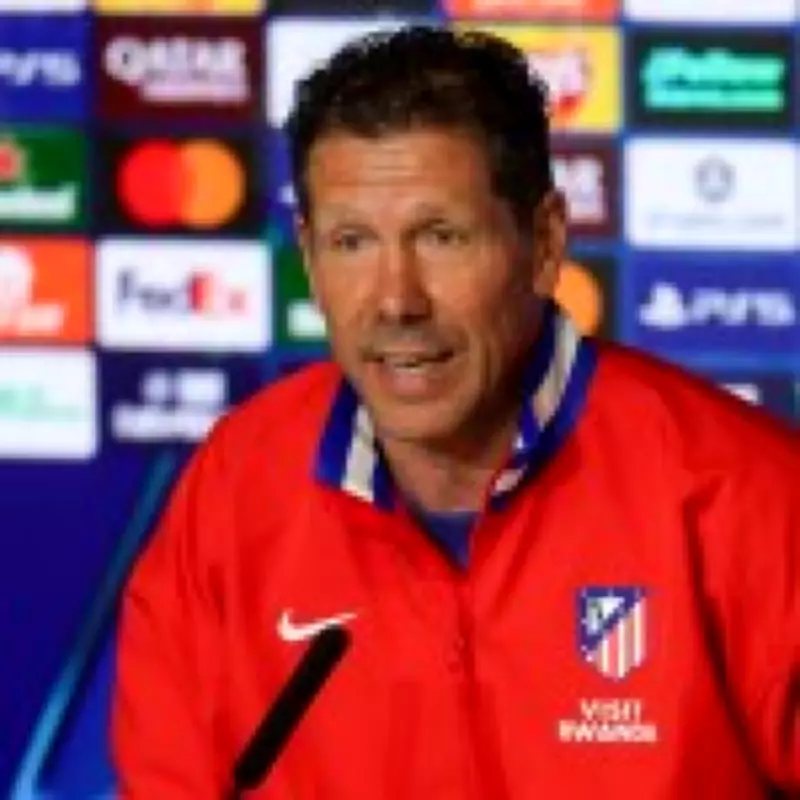 Simeone Claims Arsenal Want Julian Alvarez Ahead of UCL Semi-Final