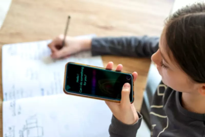 Teachers Warn AI Tutors Erode Critical Thinking Skills in English Pupils