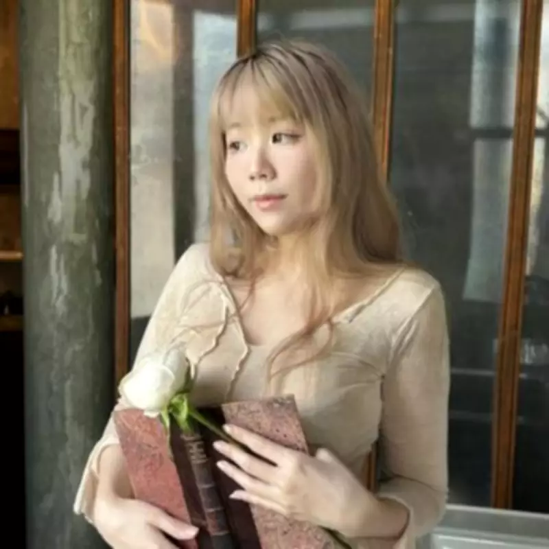 Teen Accused of Killing London Airbnb Host After Fleeing to UAE