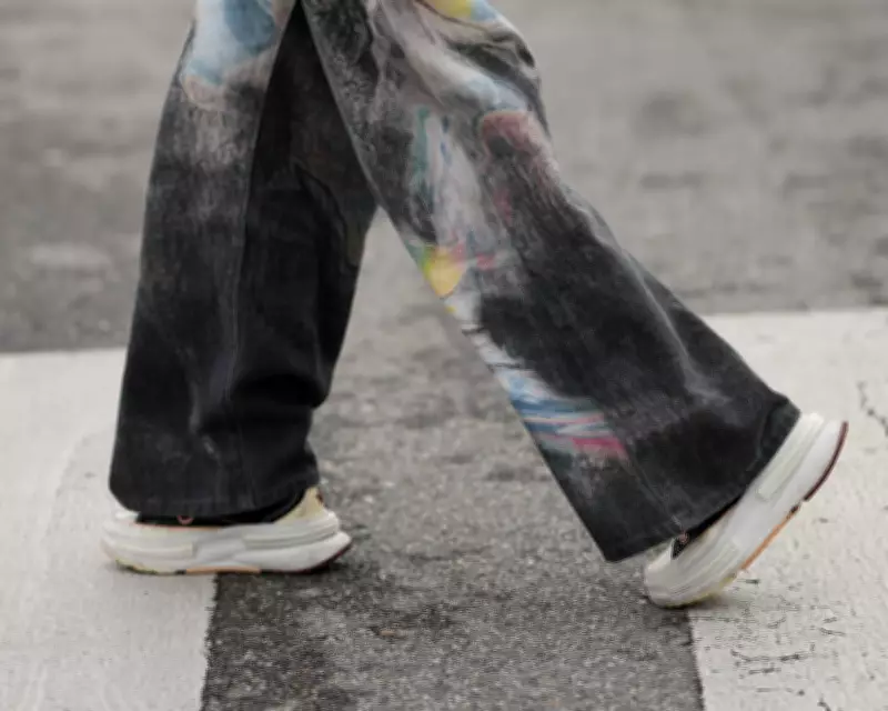 The Rise of Super Foam Sneakers: From Marathons to Mainstream Fashion