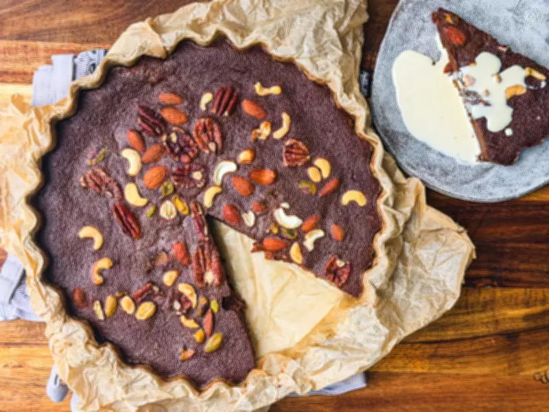 Transform Stale Bread into a Delicious Italian Village Cake: Torta Paesana Recipe