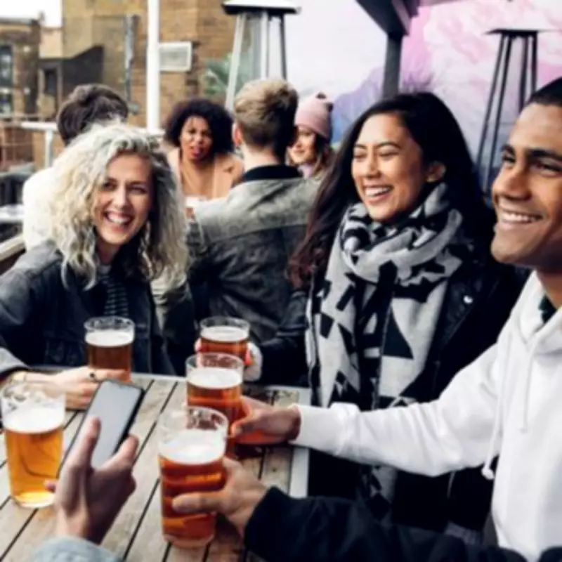 Travel Expert Reveals 6 Common Mistakes Tourists Make in British Pubs