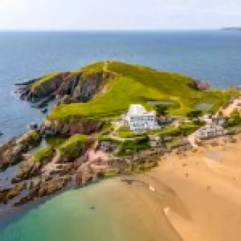 Travel Writer's Critique: Common Flaws in 100 Five-Star Hotels