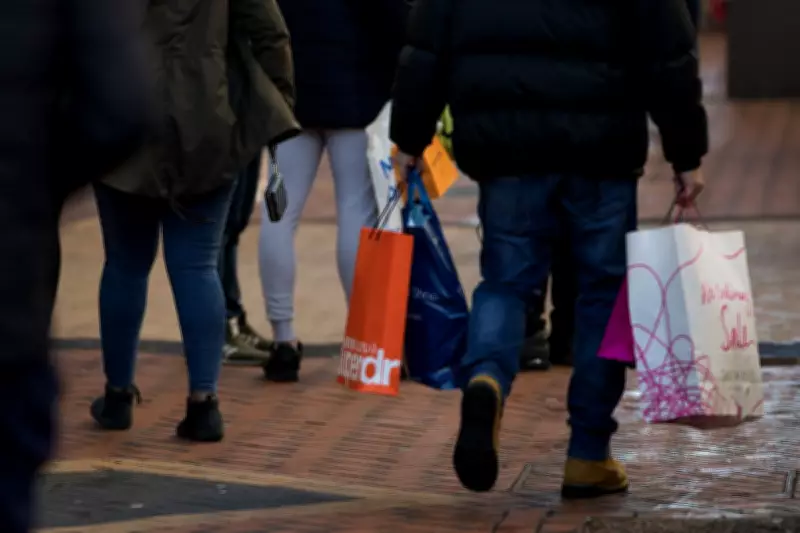 UK Consumer Confidence Falls for Third Month Amid Iran War Fears