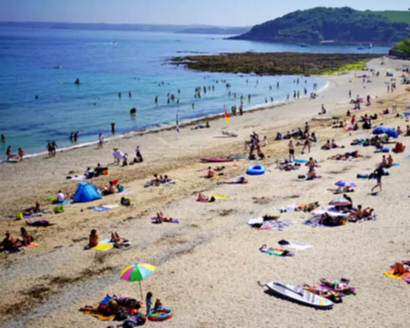 UK Holiday Bookings Surge as Iran War Sparks Flight Cancellation Fears