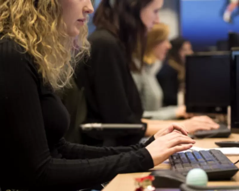 UK Labor Market Shows Fragility Amid Weak Wage Growth and Inflation Pressures