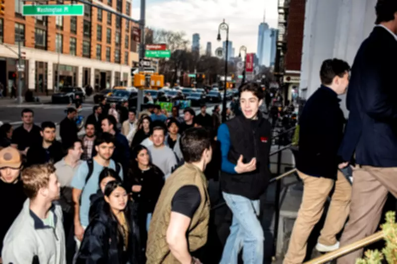 US Young Men Surpass Women in Religious Importance, Gallup Survey Reveals