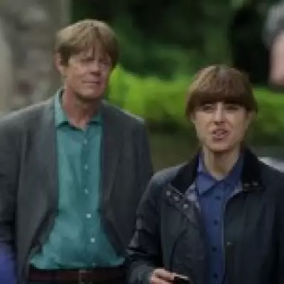 Beyond Paradise Break-In Mystery Leaves Detectives Stunned in New Episode