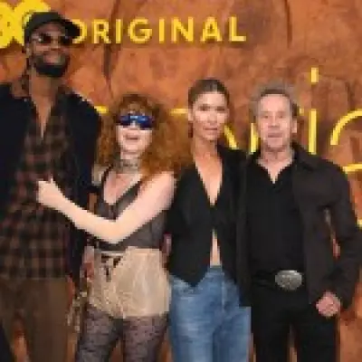 Euphoria Star Natasha Lyonne Removed from Flight After Season 3 Premiere