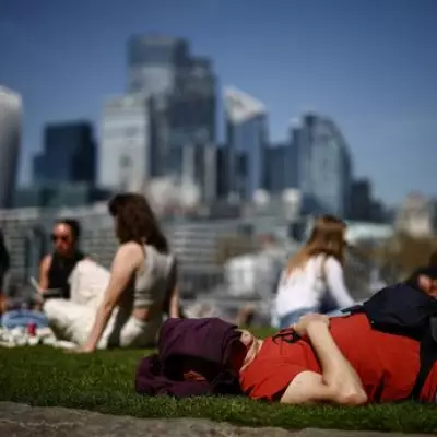 London to Hit 26°C on Friday but Rain to Spoil Bank Holiday Weekend