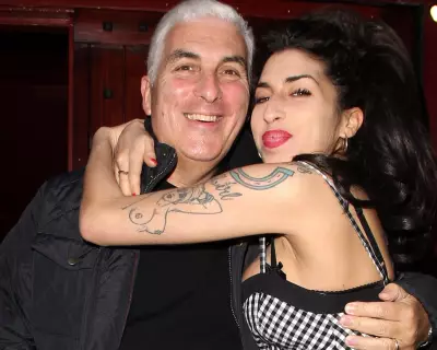 Mitch Winehouse Loses High Court Battle Over Amy's Auctioned Items