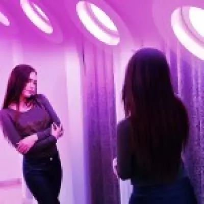 Retail Lighting Crisis: How Fitting Room Lights Sabotage Shopping Experience