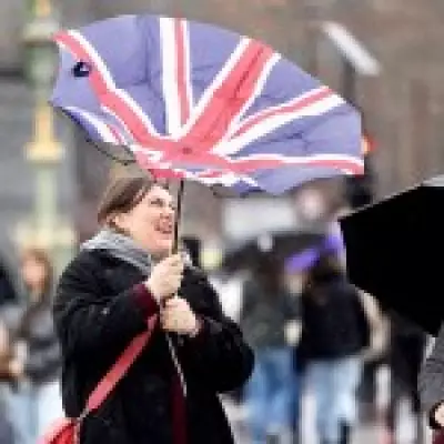 Storm Dave Threatens Easter Travel with 90mph Winds and Snow Warnings