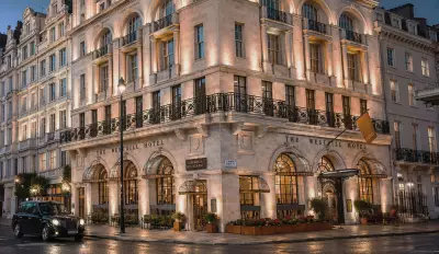The Wolseley Opens First London Hotel in Former Mayfair Bank