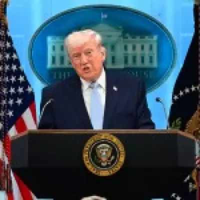 Trump Dismisses War Crime Concerns Over Iran Threats, Demands Strait Reopening