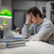 22,000 Students Face Immediate Loan Repayment Demands After Funding Error