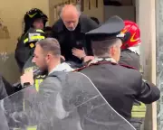 Armed Robbers Take 25 Hostages at Naples Bank, Flee Through Sewer Tunnel