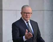 Australian PM Albanese Criticizes Trump's Iran Threats, Urges Diplomacy