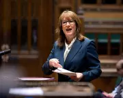 Chancellor Rachel Reeves Navigates Bond Market Fears While Eyeing Fiscal Rule Reform