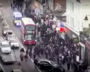 Clapham Teenage Shoplifting Sparks Debate Over Police Tactics and Social Scrutiny