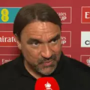 Daniel Farke Praises Chelsea's Robert Sanchez After Leeds' FA Cup Semi-Final Defeat