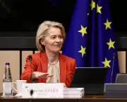 EU Must Cut Fossil Fuel Dependency, Boost Clean Energy: Von der Leyen
