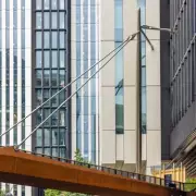 Explore London's Unique 1-Mile Elevated Walk Above the City Streets