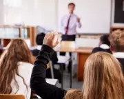 Grouping by Ability Boosts High Achievers Without Harming Others, Study Finds