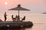Guardian Seeks Europe's Best Beach Bars: £200 Prize for Top Tip