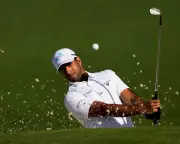 Hatton's Birdie Streak Halted by Lip-Out, Woodland's Double-Bogey Disaster