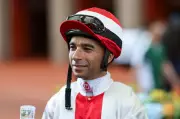 Hong Kong Racing: Giant Leap and Everyone's Star Poised for Victory at Sha Tin
