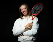 Iga Swiatek Draws on Rafael Nadal's Mentorship to Regain Tennis Dominance