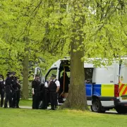 Kensington Gardens Reopens After Police Investigation of Suspicious Items