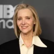 Lisa Kudrow Reveals Friends Writers Discussed Sexual Fantasies About Cast