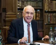 Lord Skidelsky: The Keynesian Scholar Who Challenged Economic Orthodoxy