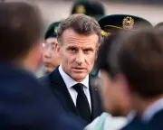 Macron Slams Trump's 'All Over the Place' NATO and Iran Comments