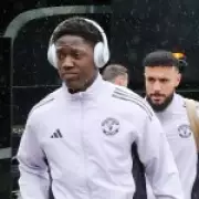 Manchester United Squad Update: Mainoo Returns, Yoro Injured for Chelsea Clash