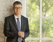 Next CEO Simon Wolfson's Pay Hits Record £7.4m, Could Reach £9.27m